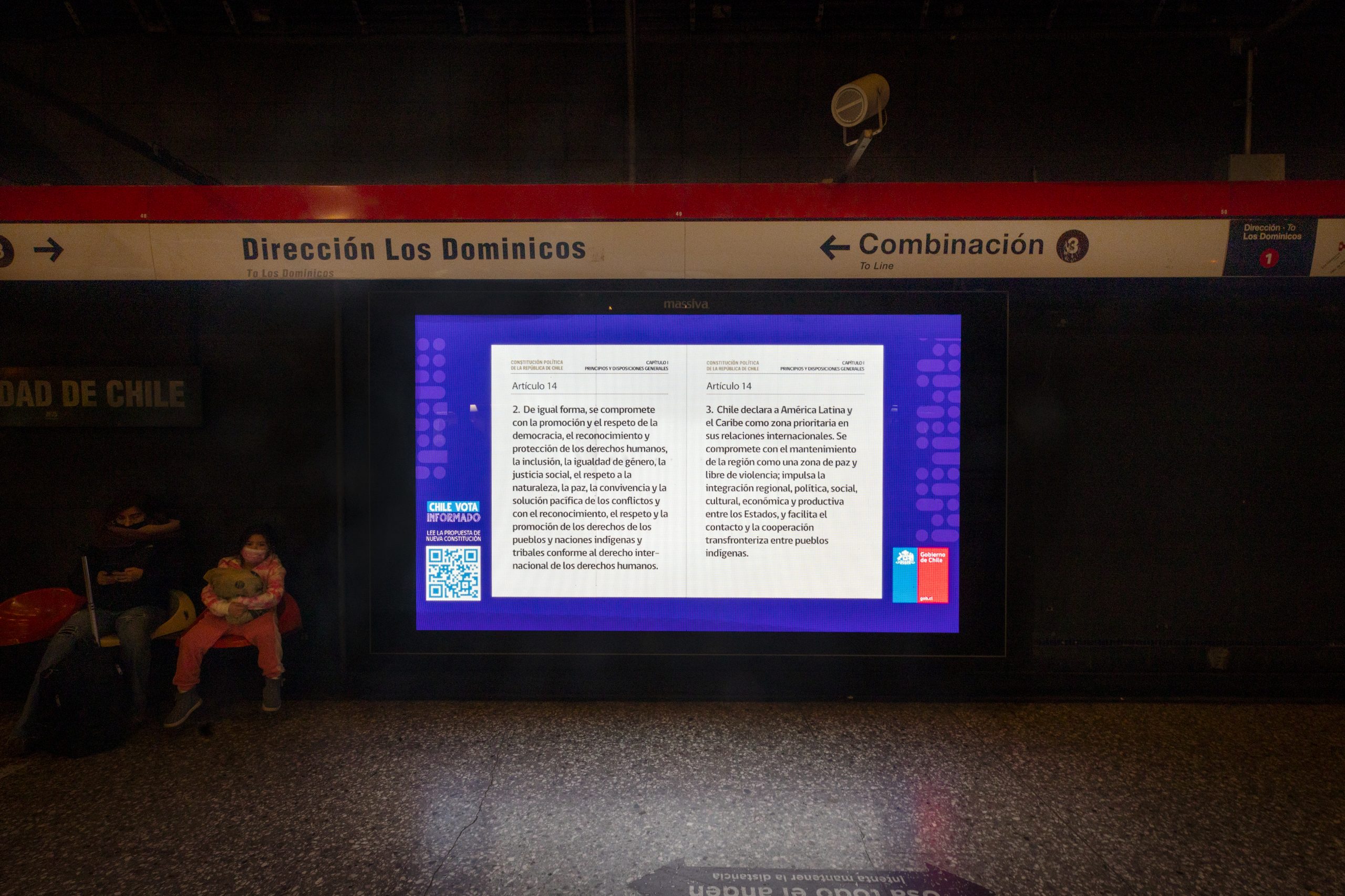  Los hitos de la semana de Chile Vota Informado: lanzamiento del primer spot y entrega de copias de la propuesta de nueva Constitución