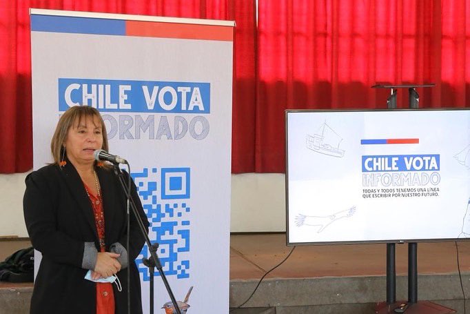  Ministra de Desarrollo Social y Familia realizó segundo módulo «Chile Vota Informado» en la comuna de Lo Prado