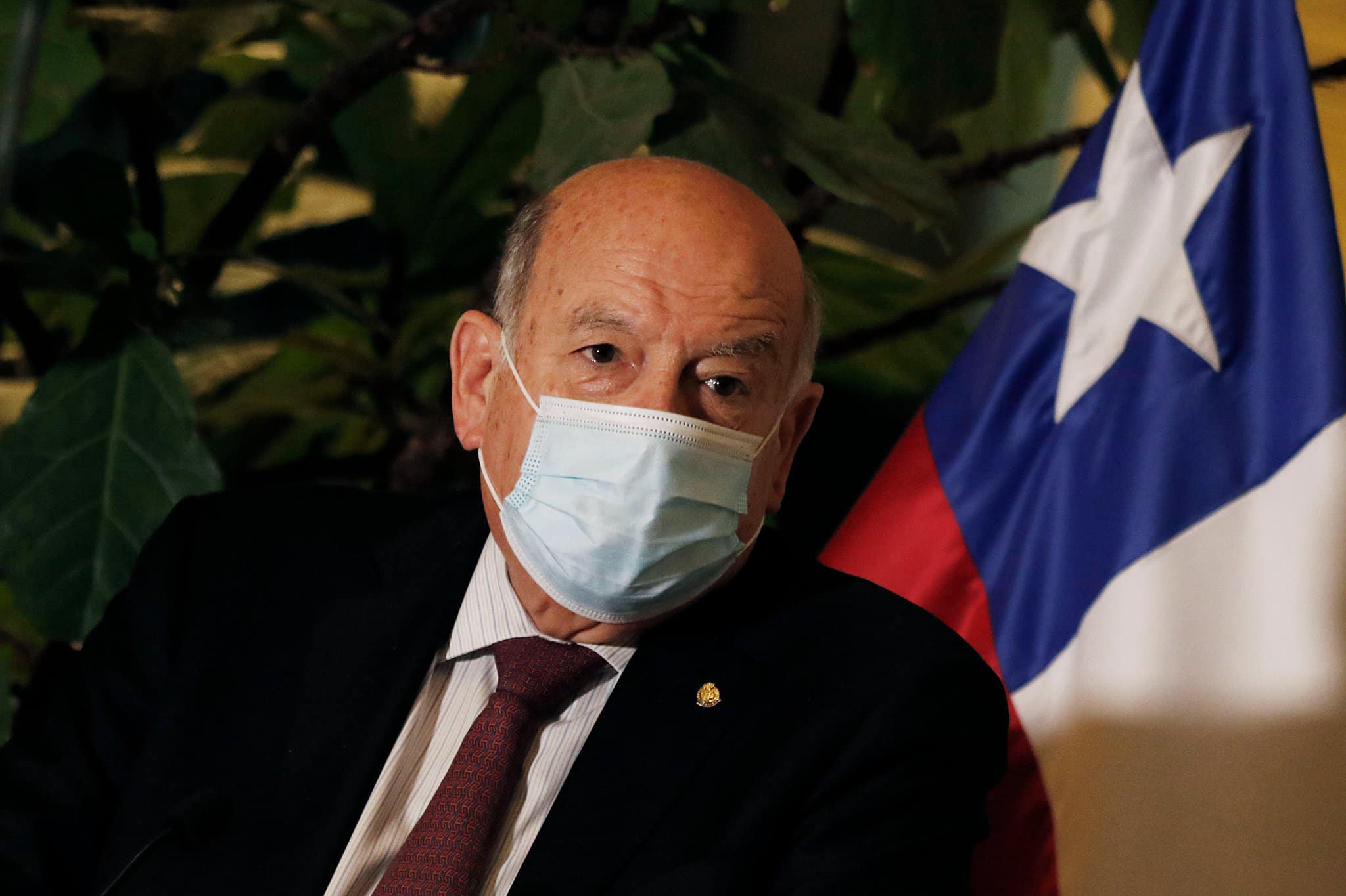 Senador Insulza: Prolongar y extender los estados de excepción es hacerle el juego a la subversión