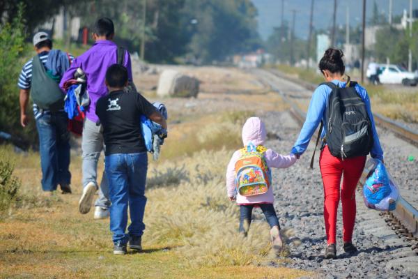 ¿Regresa la esclavitud a EEUU? Venden migrantes en 700 dólares