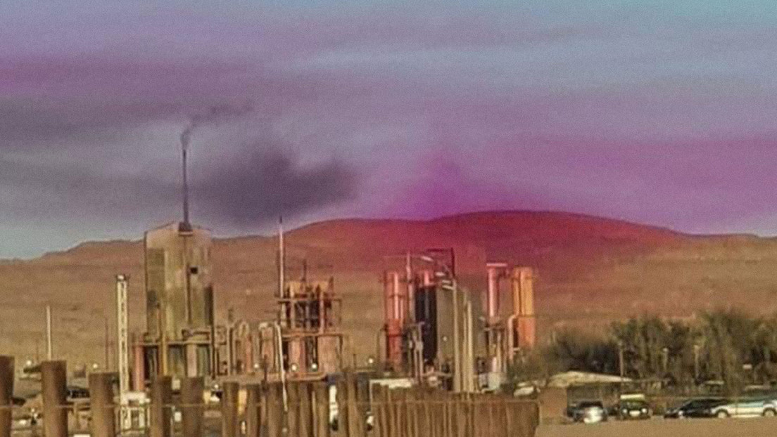  Faena minera produce nube púrpura en la nortina comuna de Pozo Almonte