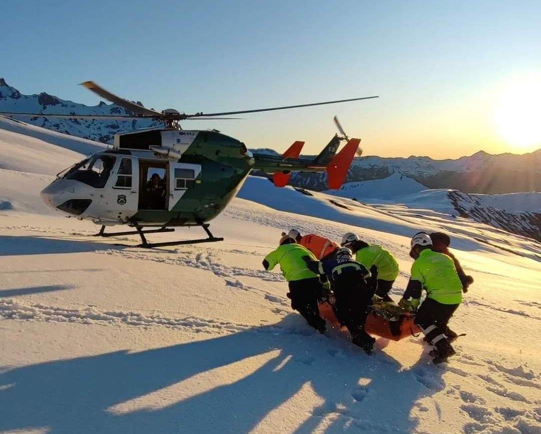 Dos rescates realizó Carabineros en los faldeos del Volcán Antuco