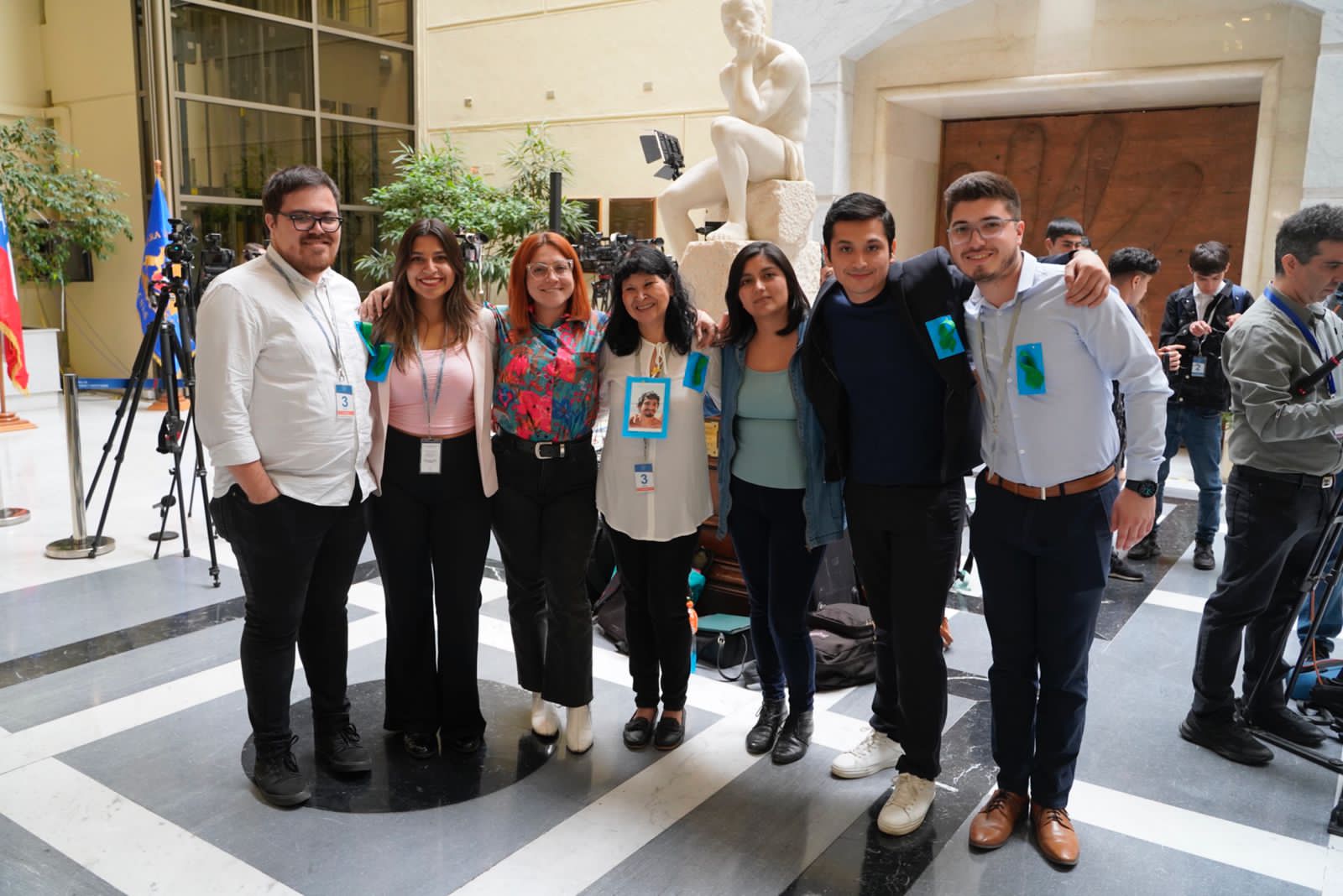 Diputadas Camila Rojas (Comunes) y Francisca Bello (Convergencia Social) solicitan al Mineduc incorporar un Plan Nacional de Salud Mental