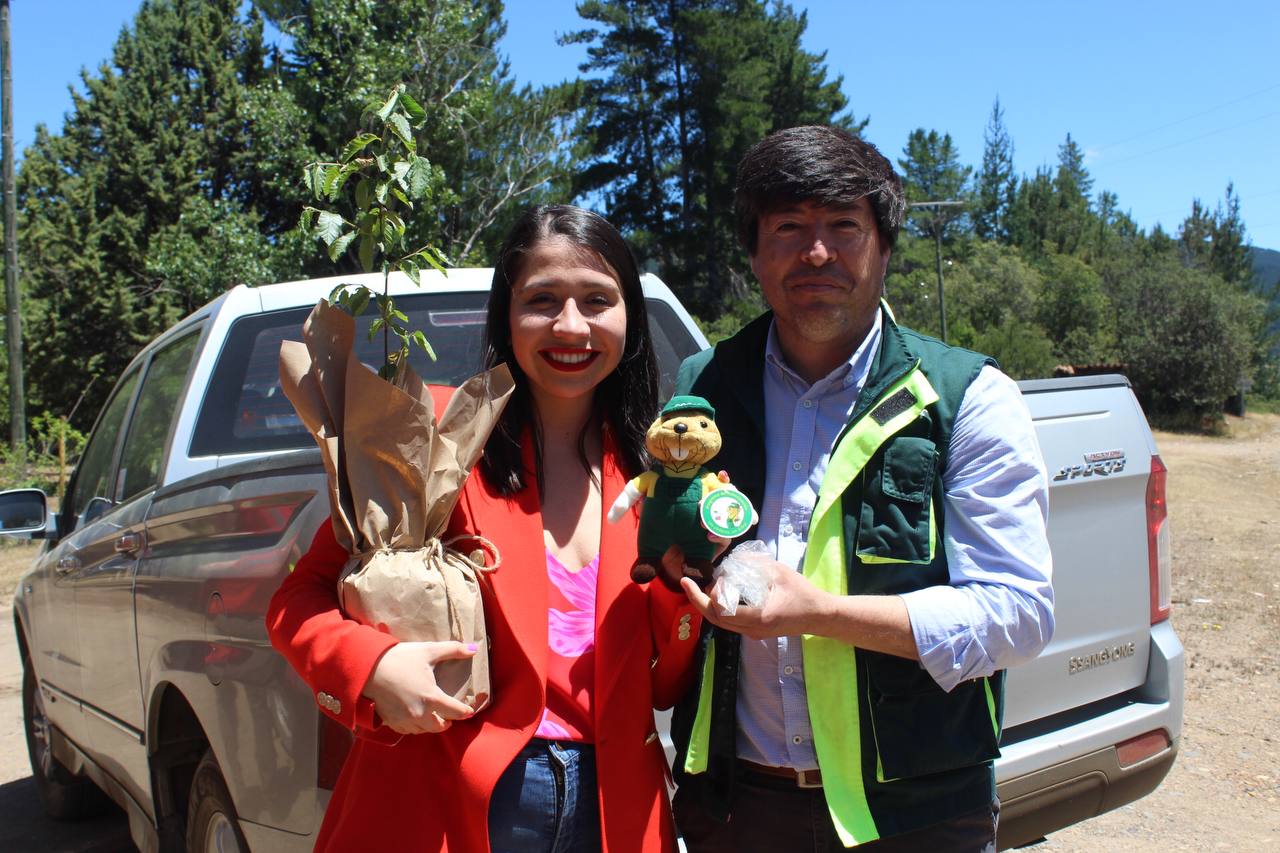 Diputada Veloso coordina trabajo con CONAF y participa en aniversario comunal de San Javier