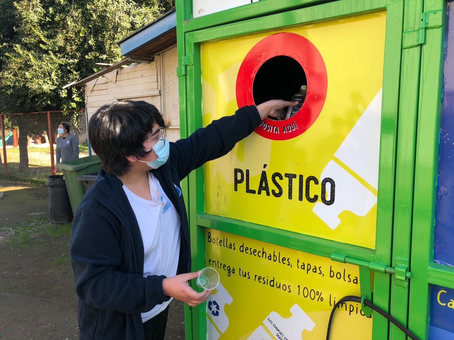  Parte campaña de reciclaje en 10 colegios de Curicó