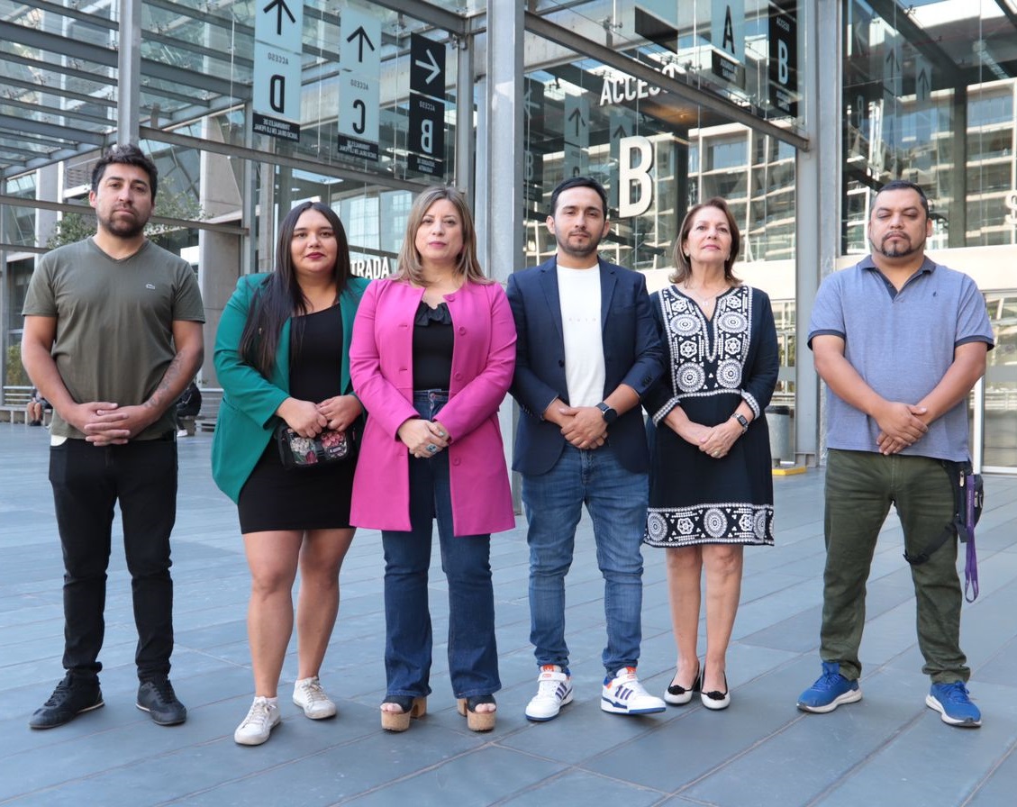 Alcaldesa de Quilicura junto a Concejales presentan querella contra exedil de la comuna Juan Carrasco