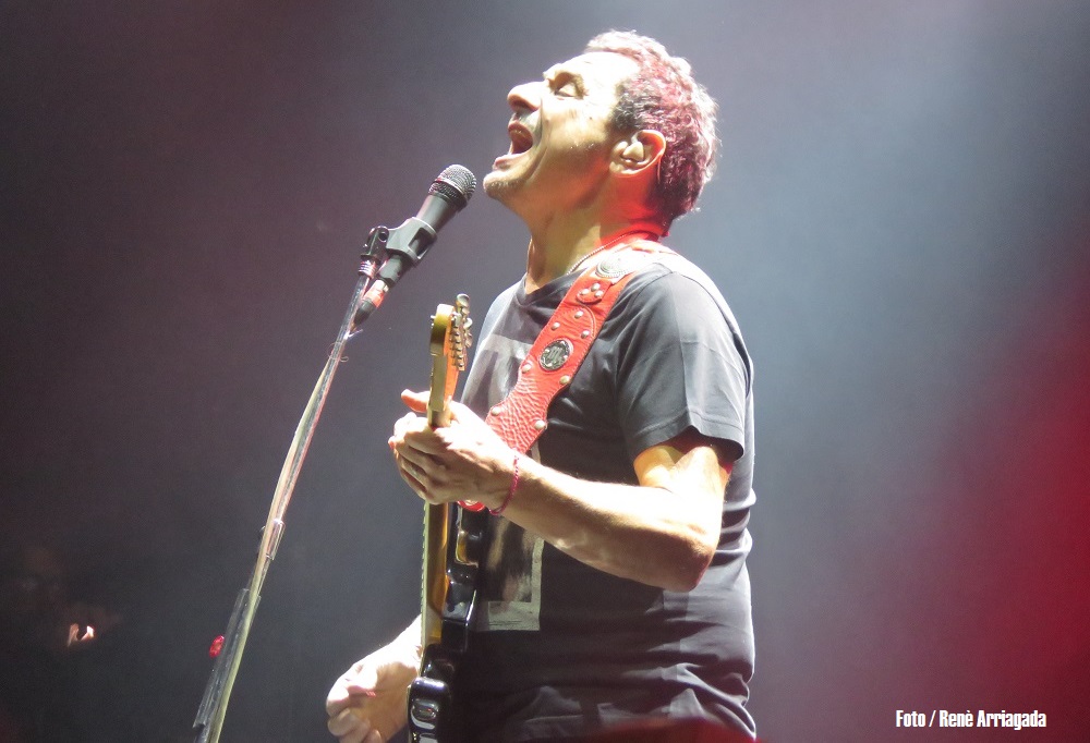 Divididos celebra 35 años teloneado por Angelo Pierattini