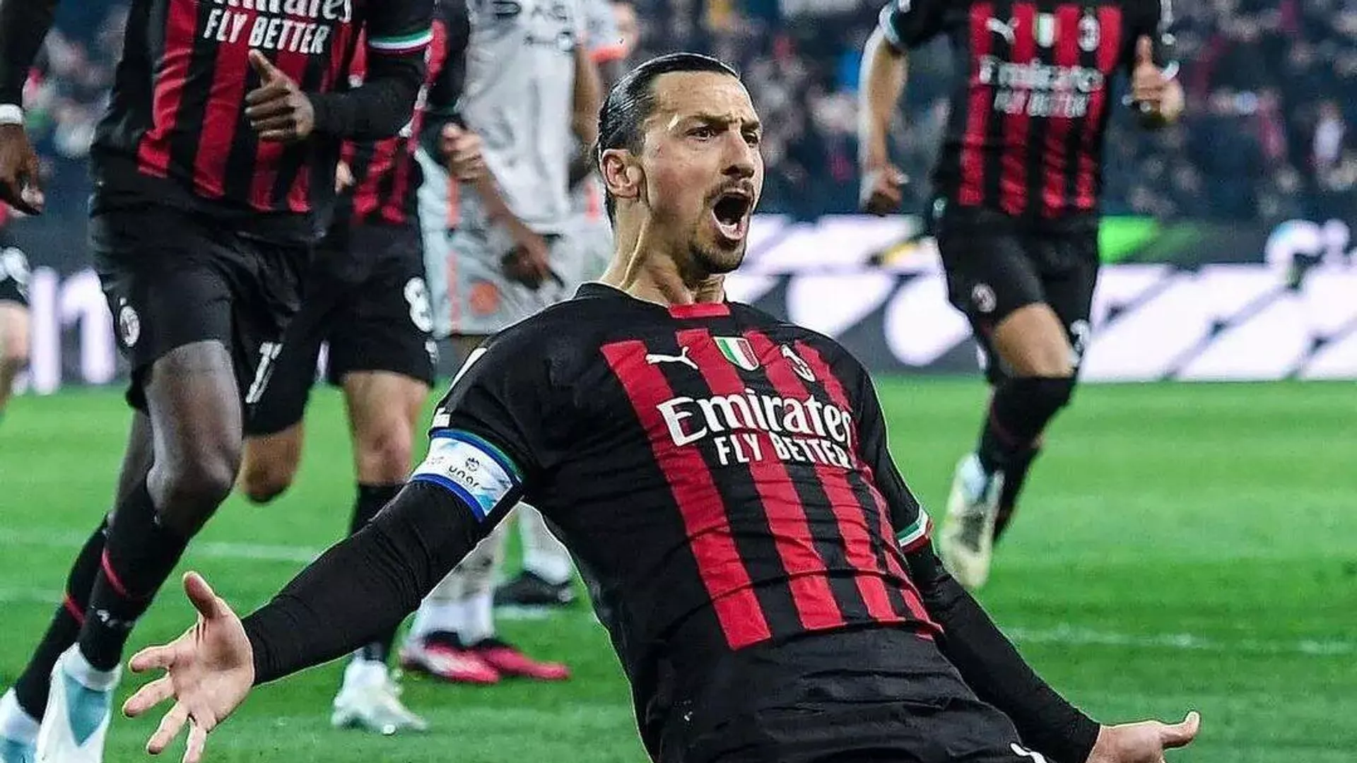 El delantero sueco Zlatan Ibrahimovic anuncia su retiro del fútbol profesional entre lágrimas | Video