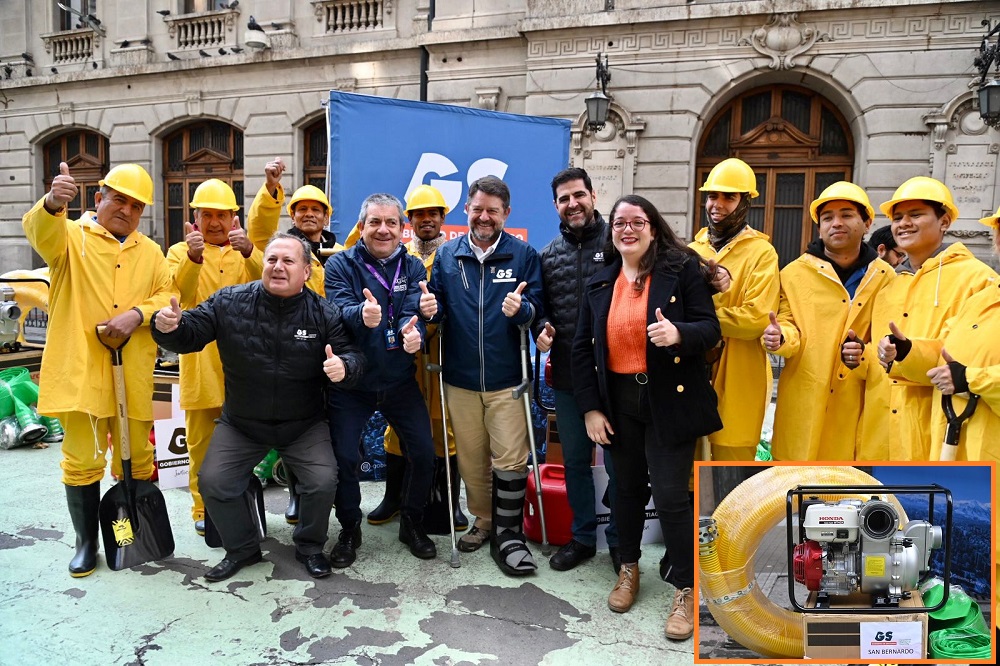 Gobierno de Santiago entregó 25 motobombas a comunas con mayor riesgo de inundaciones