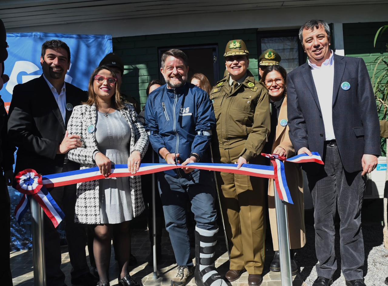 Con inversión del Gobierno de Santiago inauguran 40 Salas de Familia en Comisarías para atención segura y especializada en casos de violencia