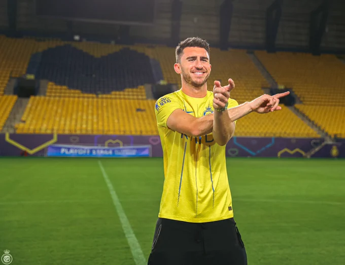 El defensor de la selección española Aymeric Laporte ficha por el club árabe Al Nassr